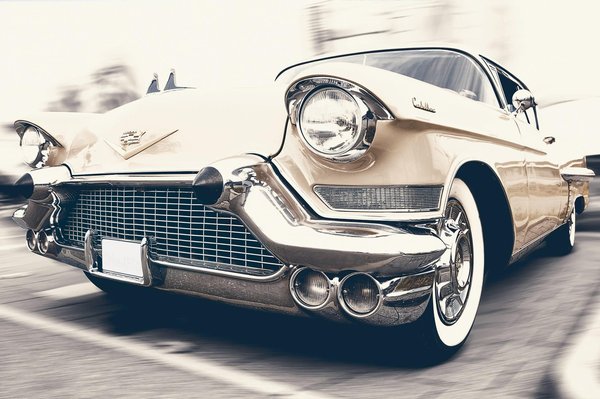 Louer une voiture classique : un rêve pour les nostalgiques ?